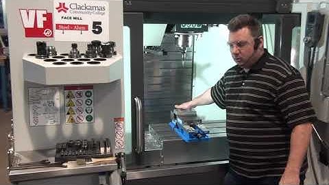Haas Start Up 16 - Setting a Work Offset using an edge finder.