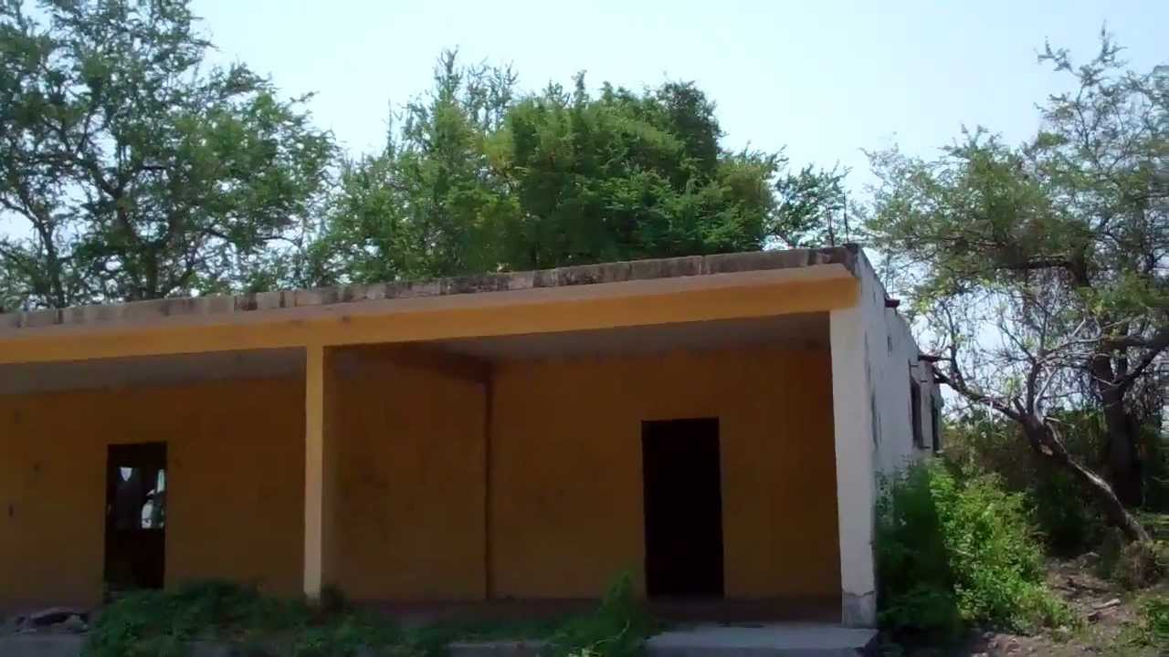Checked Out an Abandoned House in Tuxpan - Iguala, Mexico