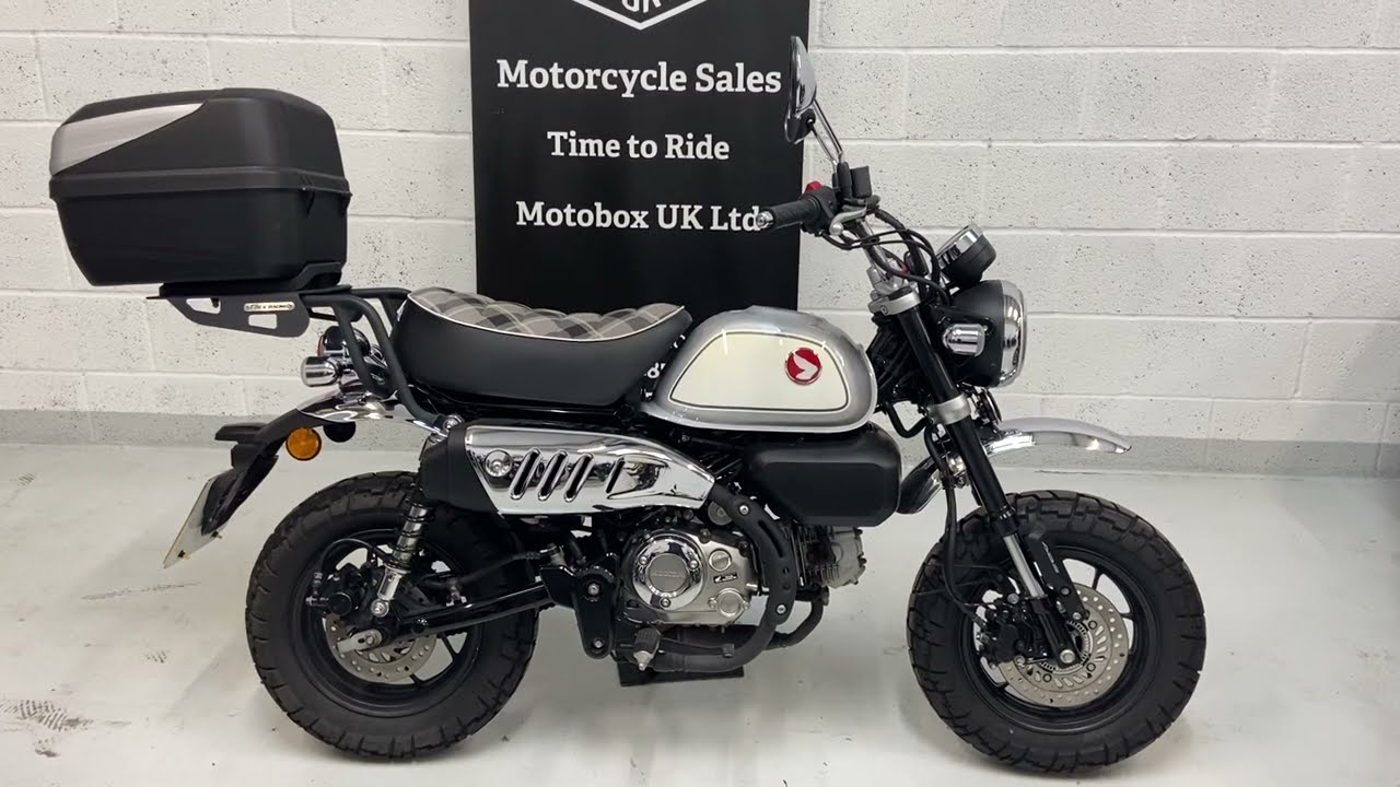 Honda Monkey 125, 2022, walk around and start up - YouTube
