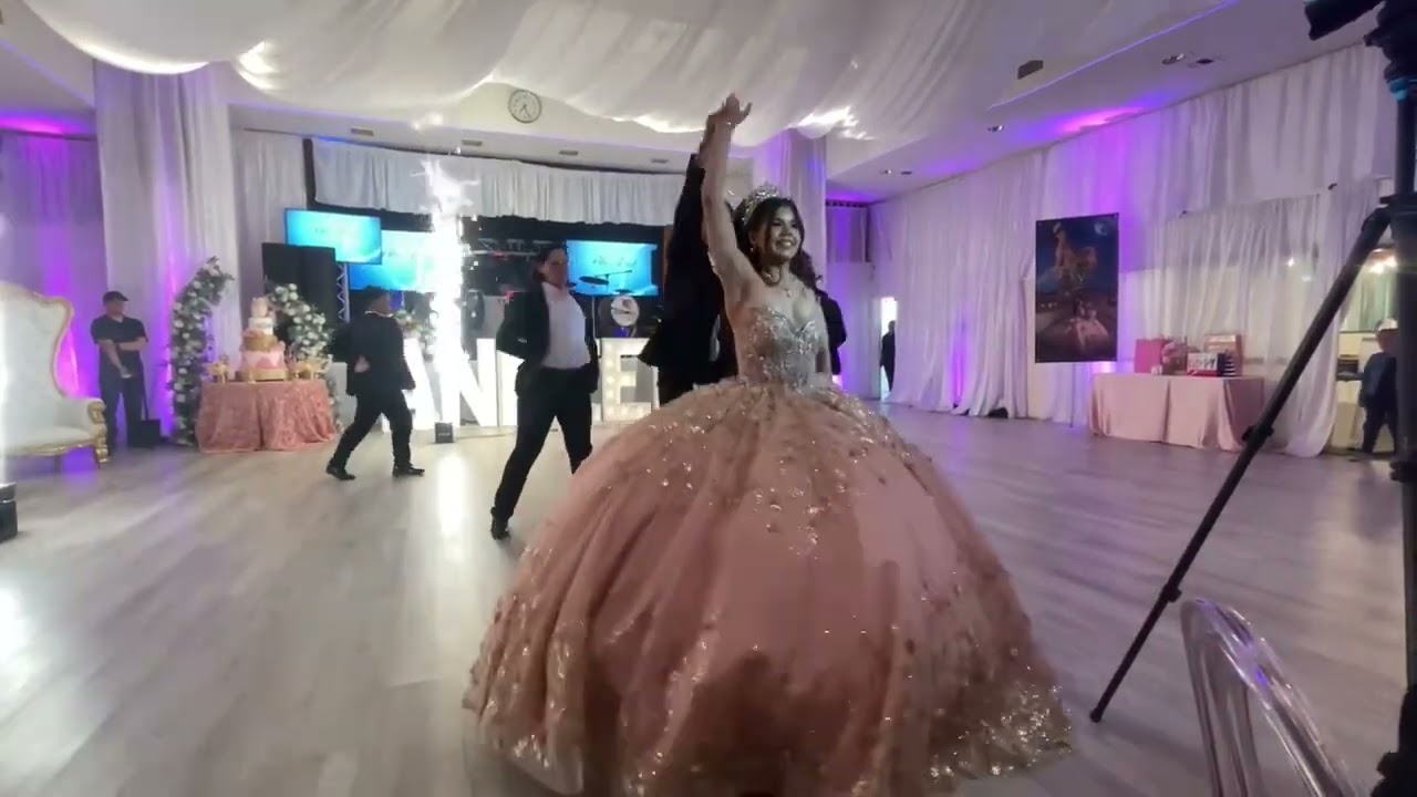 Lana del Rey Waltz 👑 // ACBoyz