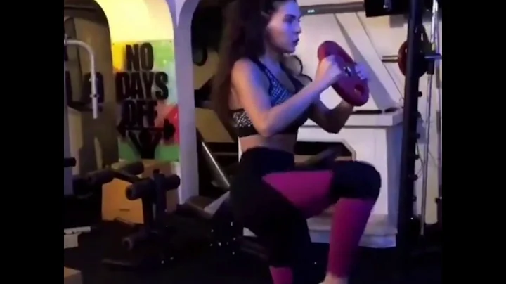 Ebru Sahin training at GYM