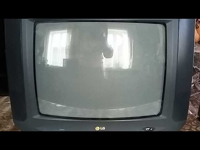Обзор телевизора LG Golden Eye CF-20D31KE - YouTube