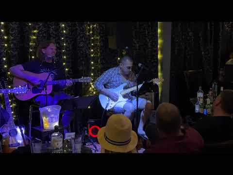 Little House In Vegas Live