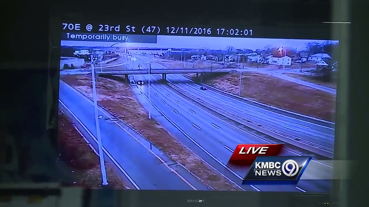 KC Scout crews ready to watch for slick conditions overnight - YouTube
