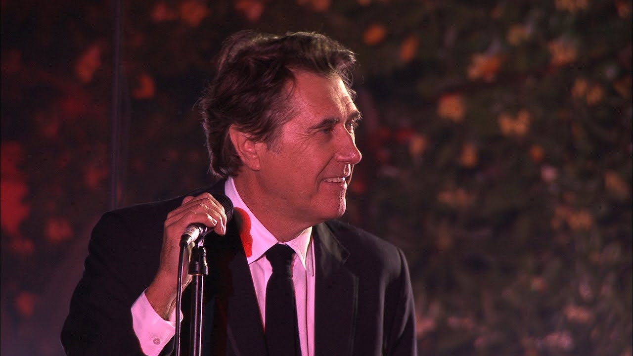 Bryan Ferry Private Concert: Cruise 2011/12 Ready-To-Wear - CHANEL