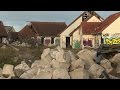 Ref:AAc6YoZSFx4 Les derniers jours d un village r�investi par des graffeurs