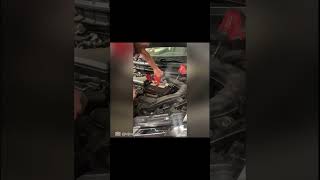 The last one is CRAZY #viral #carcommunity #automobile #mechanic #mechanicfails #shorts #carfails