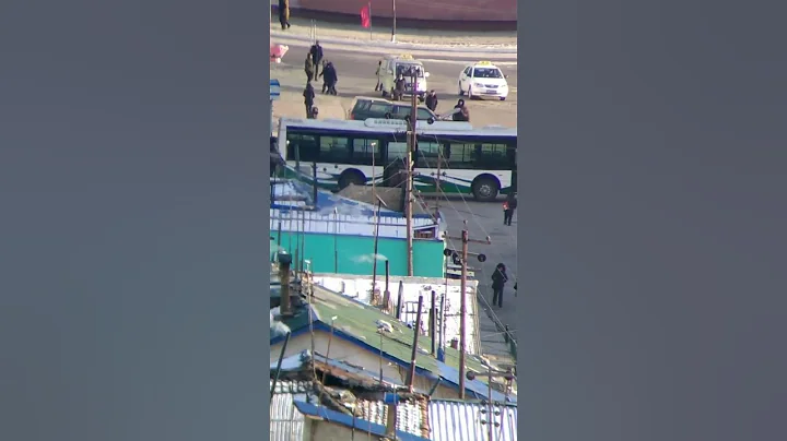 五菱神車，能拉貨，能載人。中國第一進出口大國 #朝鮮 #北朝鮮 - 天天要聞