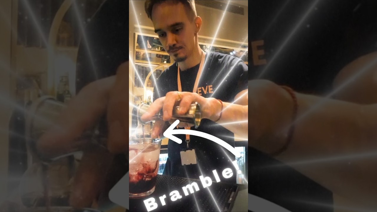 How to make the Bramble - an easy gin drink! 