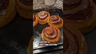Cooking Tips: Icing Cinnamon Buns