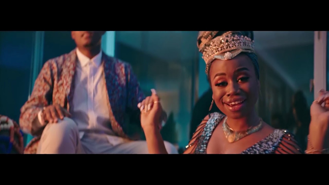 Dj Jawz - MegaMix [Live AMP Performance]