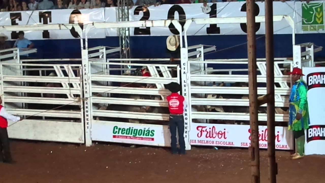 Goiania Rodeio RODEIO NA PECUÁRIA DE GOIÂNIA 2013 - YouTube