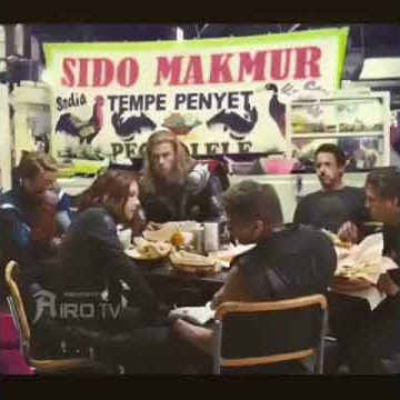 Avengers abis syuting makan pecel