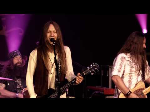 Blackberry Smoke - Six Ways to Sunday (Live in North Carolina)