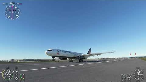Airbus A330-300 BUTTER Landing On Xbox Controller #swiss001landing