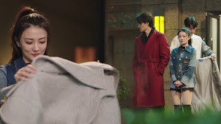 A young man took off his coat and draped it over the girl, openly expressing his affection for her!