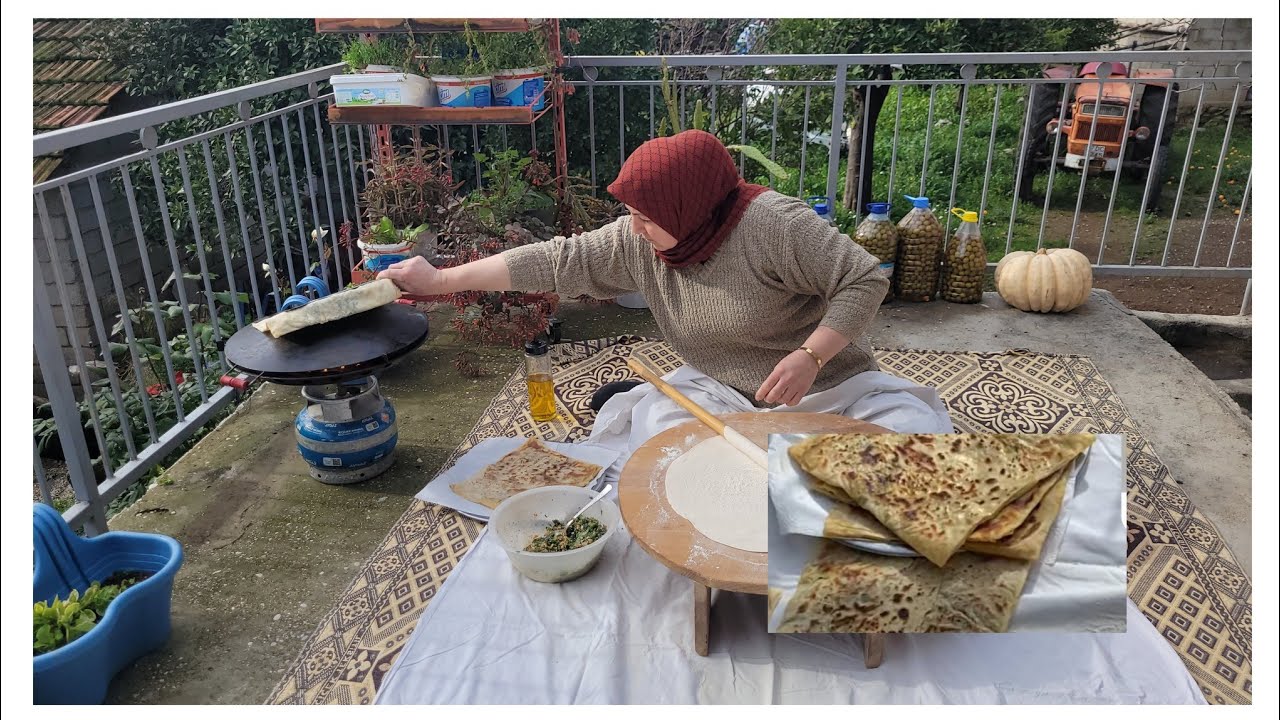 TOPLADIĞIMIZ OTLARDAN KAHVALTIYA  GÖZLEME YAPIYORUZ😊ısırganotu#turpotu#kaşar#çökelek#gözleme#börek#