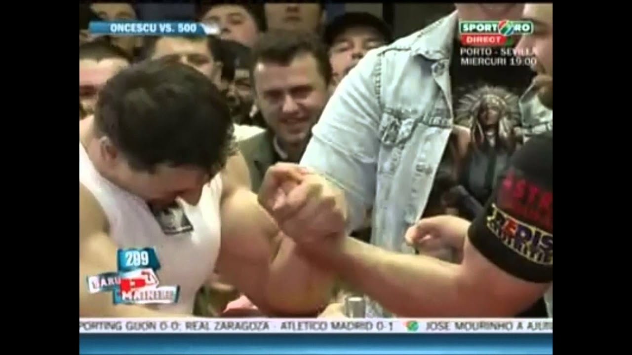 Bild från Pro armwrestler vs Pro bodybuilder