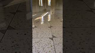Amazing Chips Floor Like A Tile