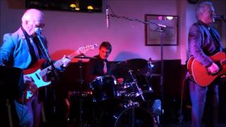 Side by Side (UK) at Stockingford Pavilion Nuneaton - Wipe Out!
Drum solo number from live from the original 1963 record by the Surfarais Side by Side (UK) at Stockingford Pavilion Nuneaton - Wipe Out!