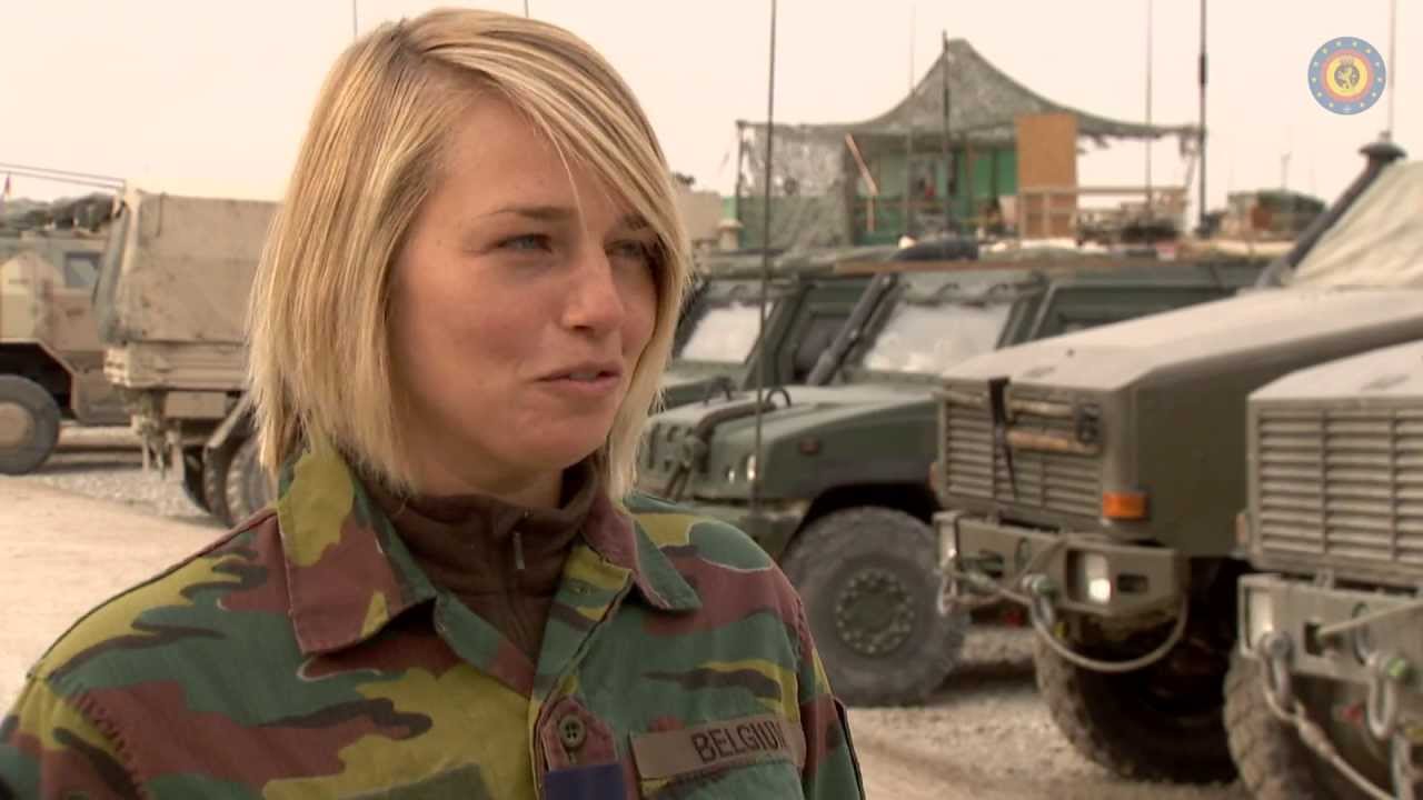 Vrouwen bij Defensie - YouTube
