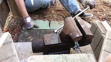 Wilton 8" 1780 Vise Restoration P6 - Lock Nut Assembly Removal