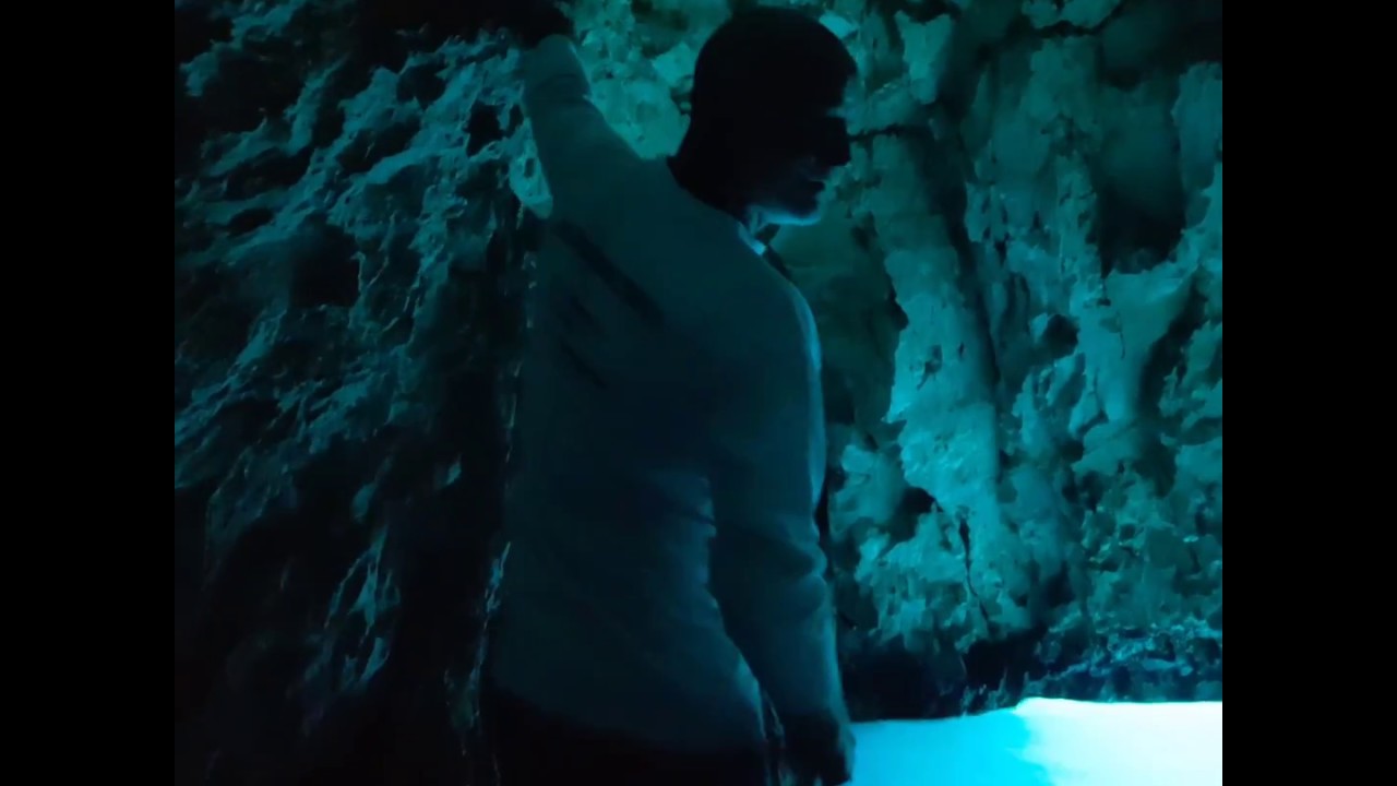 DeLuxe Blue cave tour   Split Sea Tours - inside