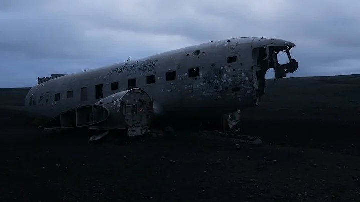 Sólheimasandur Plane Wreck