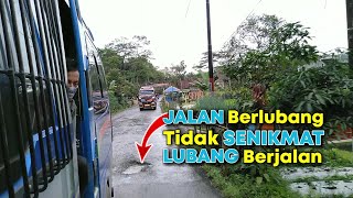 AKSES JALAN MENUJU KECAMATAN TARAJU dan BOJONGGAMBIR MASIH BERLUBANG