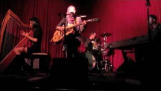 Yuna- Someone Out Of Town Live @ Hotel Cafe, LA