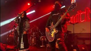 Koil - Aku Lupa Aku Luka Live (at Showcase Tuturut Munding)