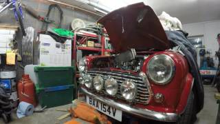 Mini Engine removal time lapse