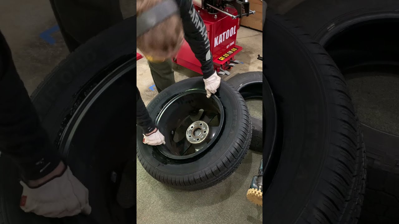 Tire Bead Won T Seat Try This Tires Mechanic Tipsandtricks Tricksofthetrade Lifehacks