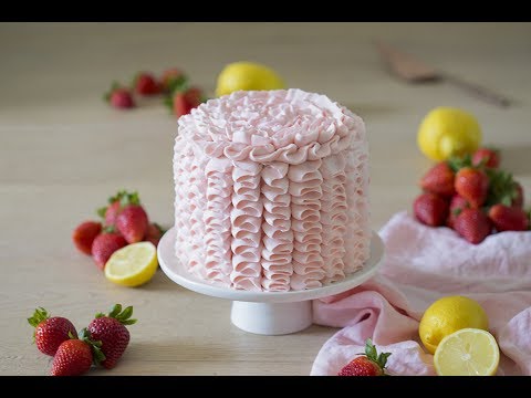 How to Make Strawberry Lemonade Cake