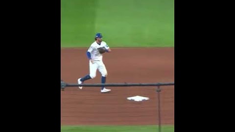 Dansby Swanson With A Double Play!!!