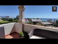 Villa independiente de 4 habitaciones con espectaculares vistas al mar y a Gibraltar en La Alcaidesa