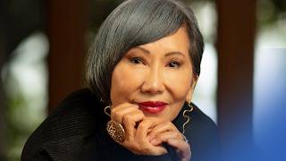 Paying Tribute to Alum of the Year Amy Tan
