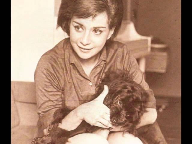 Minha namoradaSYLVIA TELLES