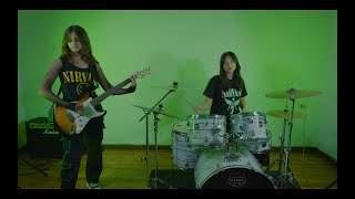 Cover Nirvana Come as you are Rebeca y Doménica estudiantes Sensitive