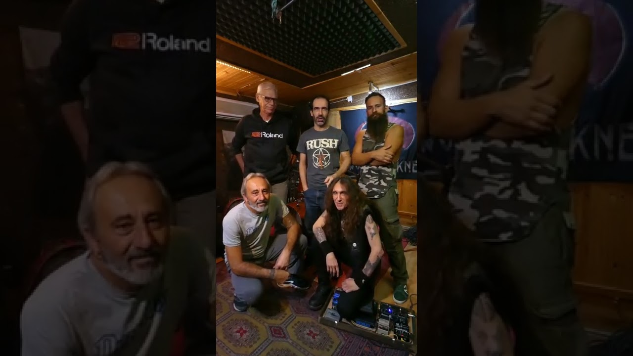 news in casa Wounded Knee band 😀🤘🤘 YouTube