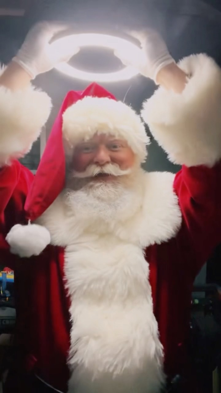 #JasonDeruloTV // Transition ?#GotPermissionToPost From IG @santaforacause TT @socalsanta #SlowLow