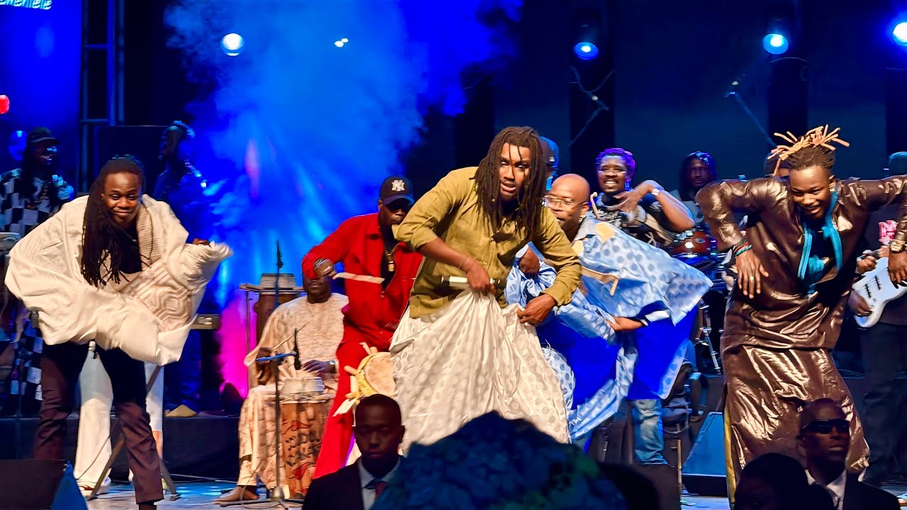 Wally Séck toth na Sorano avec sa nouvelle danse, Sargal Ndakarou organisé par Youssou Dieng