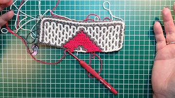 Interlocking filet crochet, colour changing tutorial row method 2: 8B