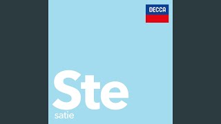 Satie: Croquis et agaceries d'un gros bonhomme en bois