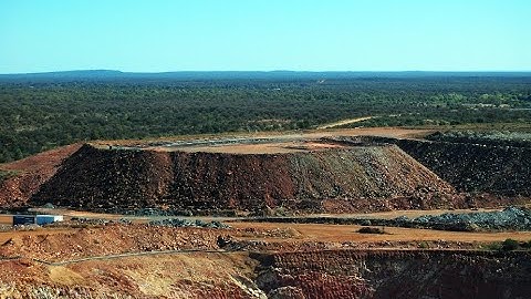 How to Leach Gold from Ore Using Cyanide: Step-by-Step Guide