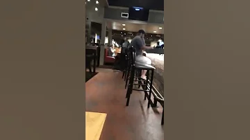 I M At Chilies Right Now 