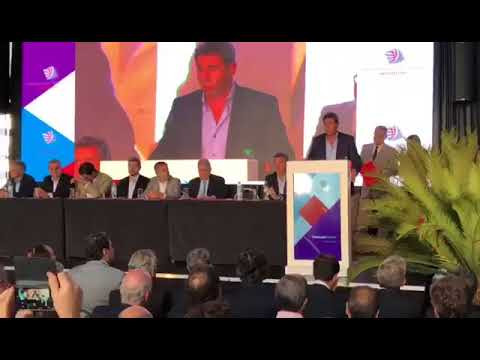 Desayuno COVIAR. DISCURSO UÑAC 1 san juan de luz