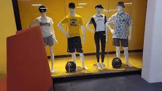 Tour of UW-Milwaukee's Student Union during the end of Finals May 18, 2023
