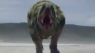 Amazing Dinoworld (2019) Rugops chases Protomososaurus