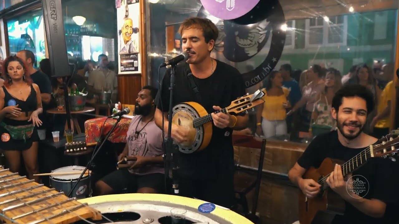 BANHO DE FOLHAS (Luedji Luna) - Cozinha Arrumada no Beco do Rato